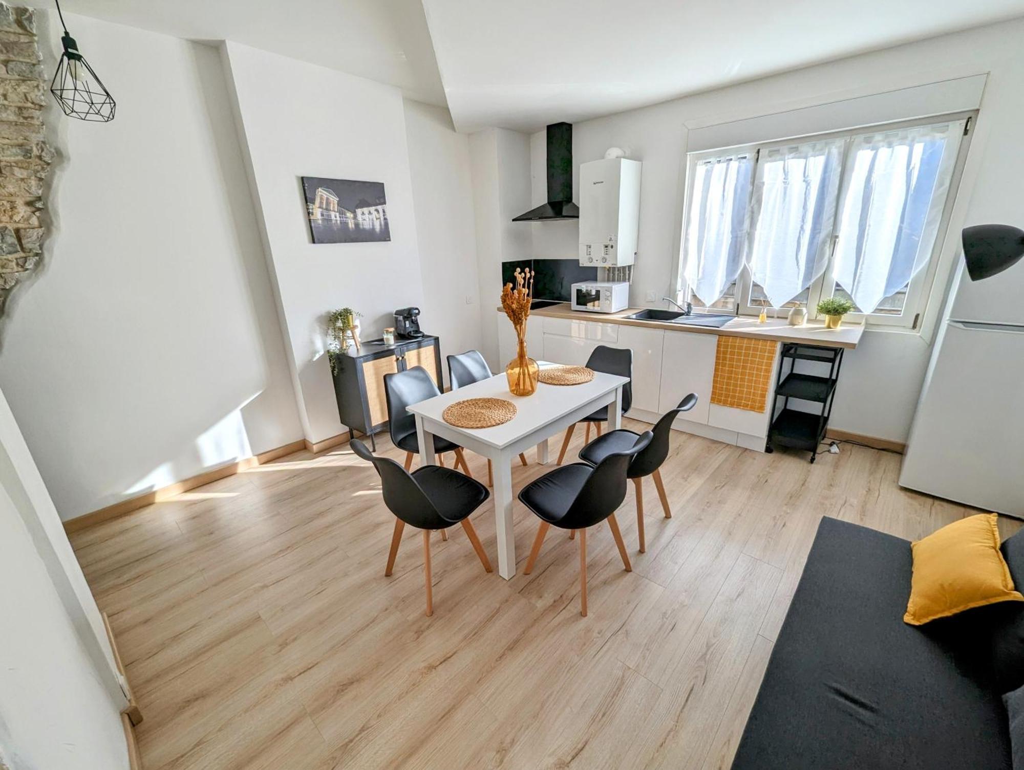 Logement Complet Dijon Centre Jusqu'A 6 Couchages Екстериор снимка